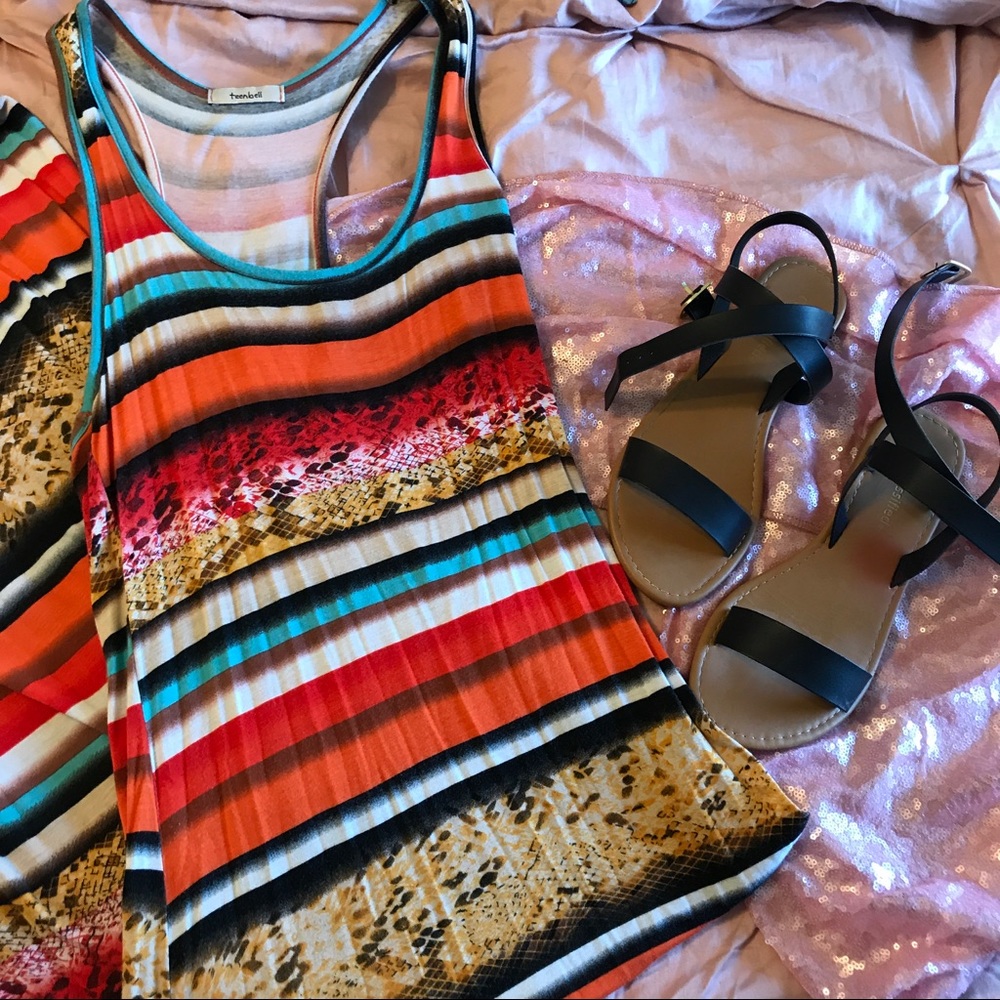 SUMMER MAXI DRESS SIZE MEDIUM